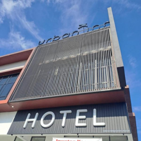 Urban Inn, Myra Meranti